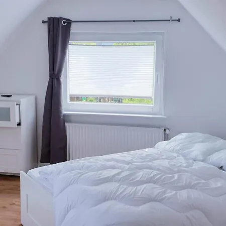 Strandallee 8 Holiday home